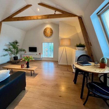 Vakantiehuis Achter De Duinen กัสตรีกุม ภายนอก รูปภาพ