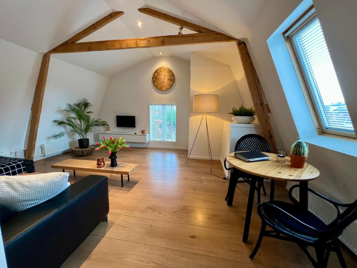 Vakantiehuis Achter De Duinen กัสตรีกุม ภายนอก รูปภาพ