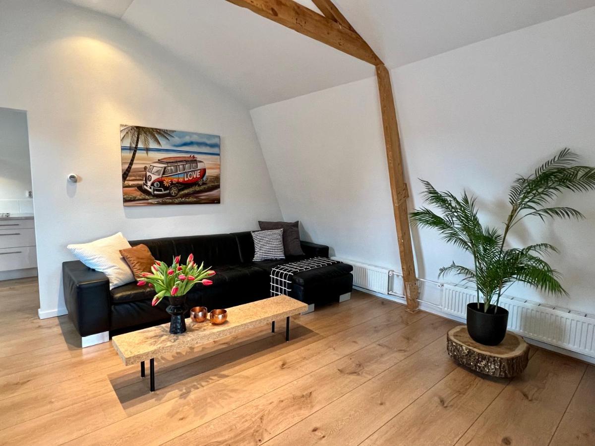 Vakantiehuis Achter De Duinen กัสตรีกุม ภายนอก รูปภาพ