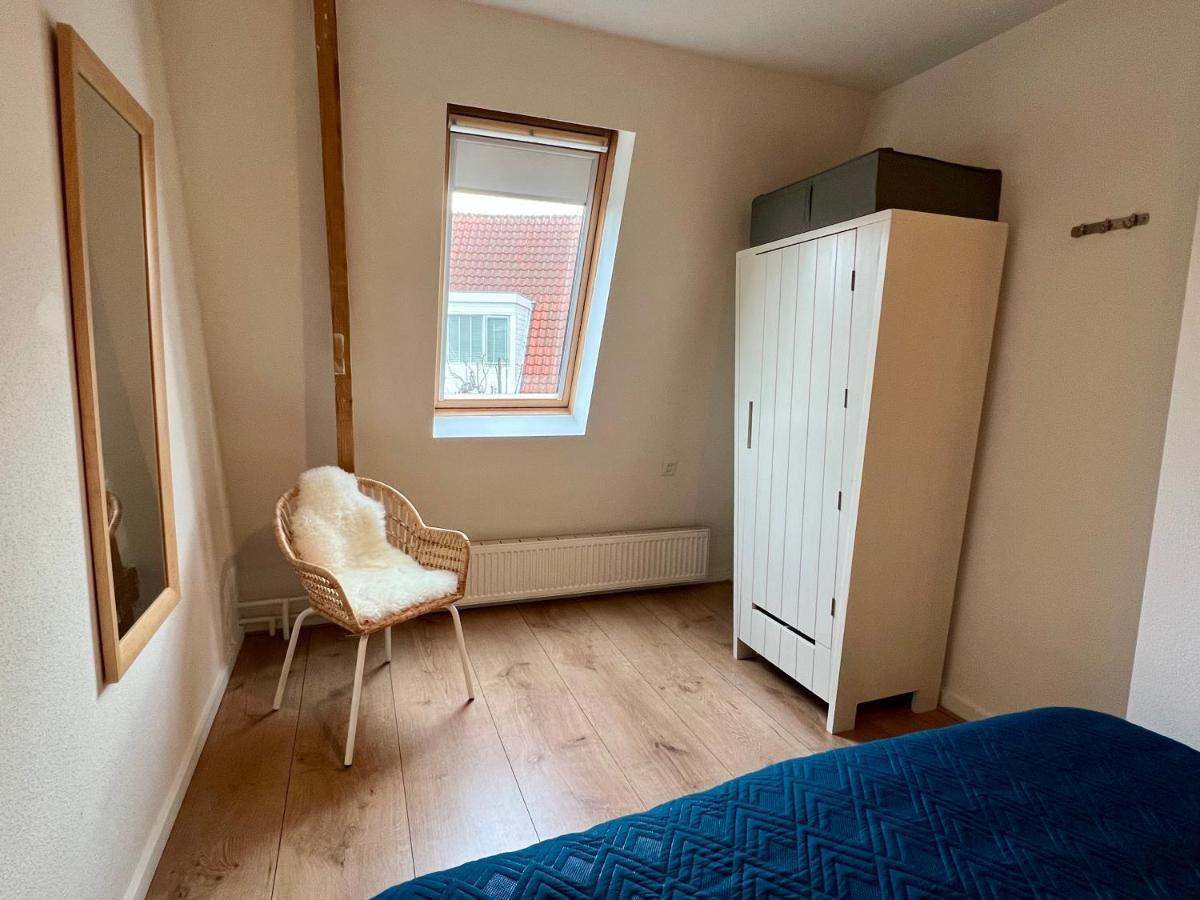 Vakantiehuis Achter De Duinen กัสตรีกุม ภายนอก รูปภาพ