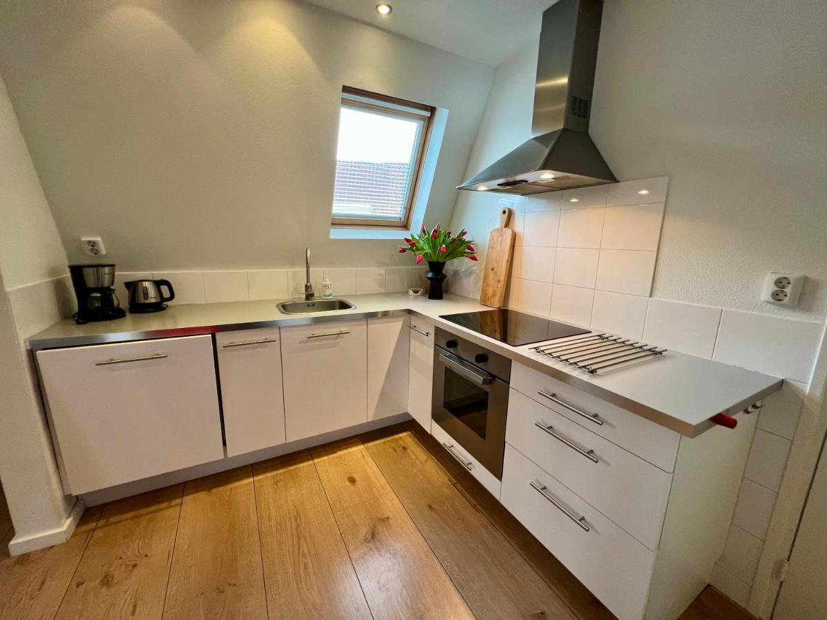 Vakantiehuis Achter De Duinen กัสตรีกุม ภายนอก รูปภาพ